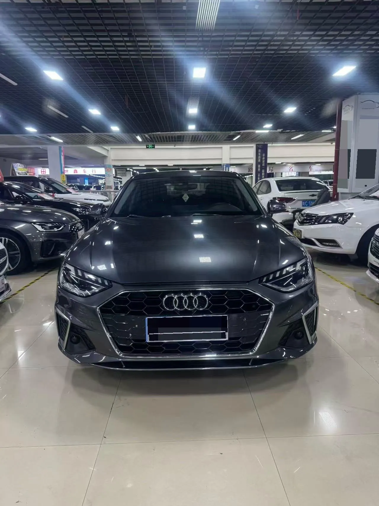Audi 2020 A4L 2.0TFSI 40TFSI Fashion Dynamic Automatic 3
