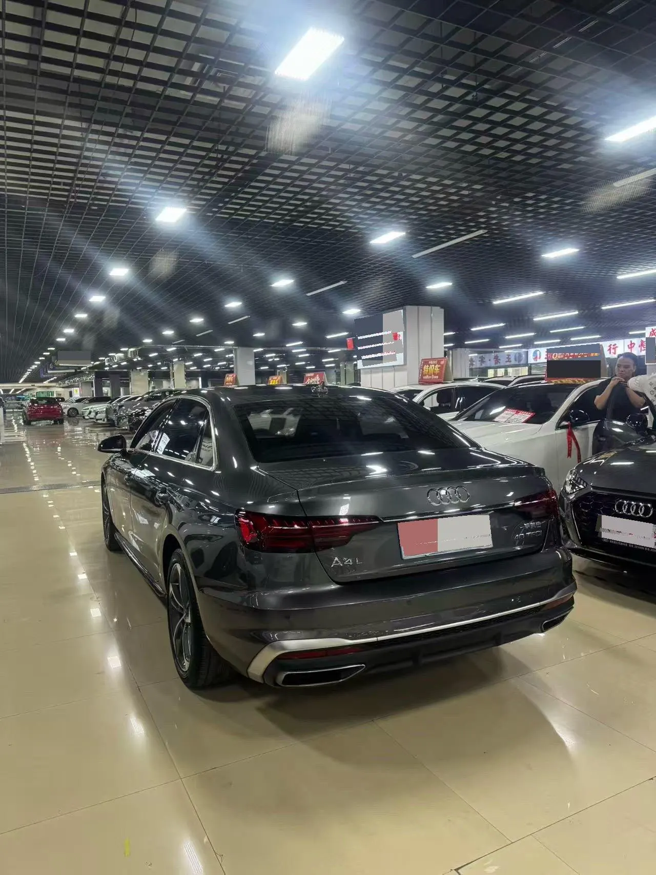 Audi 2020 A4L 2.0TFSI 40TFSI Fashion Dynamic Automatic 9