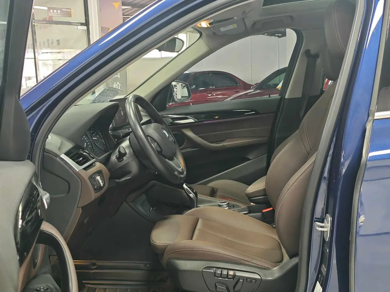 BMW 2020 X1 sDrive25Li 2.0T Leading Automatic Gear 18