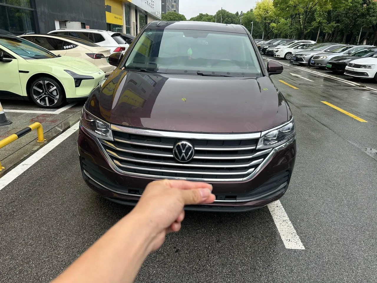 Volkswagen 2020 models of Viran (Viloran) 2.0TSI 330TSI Deluxe Edition Automatic Gear 2