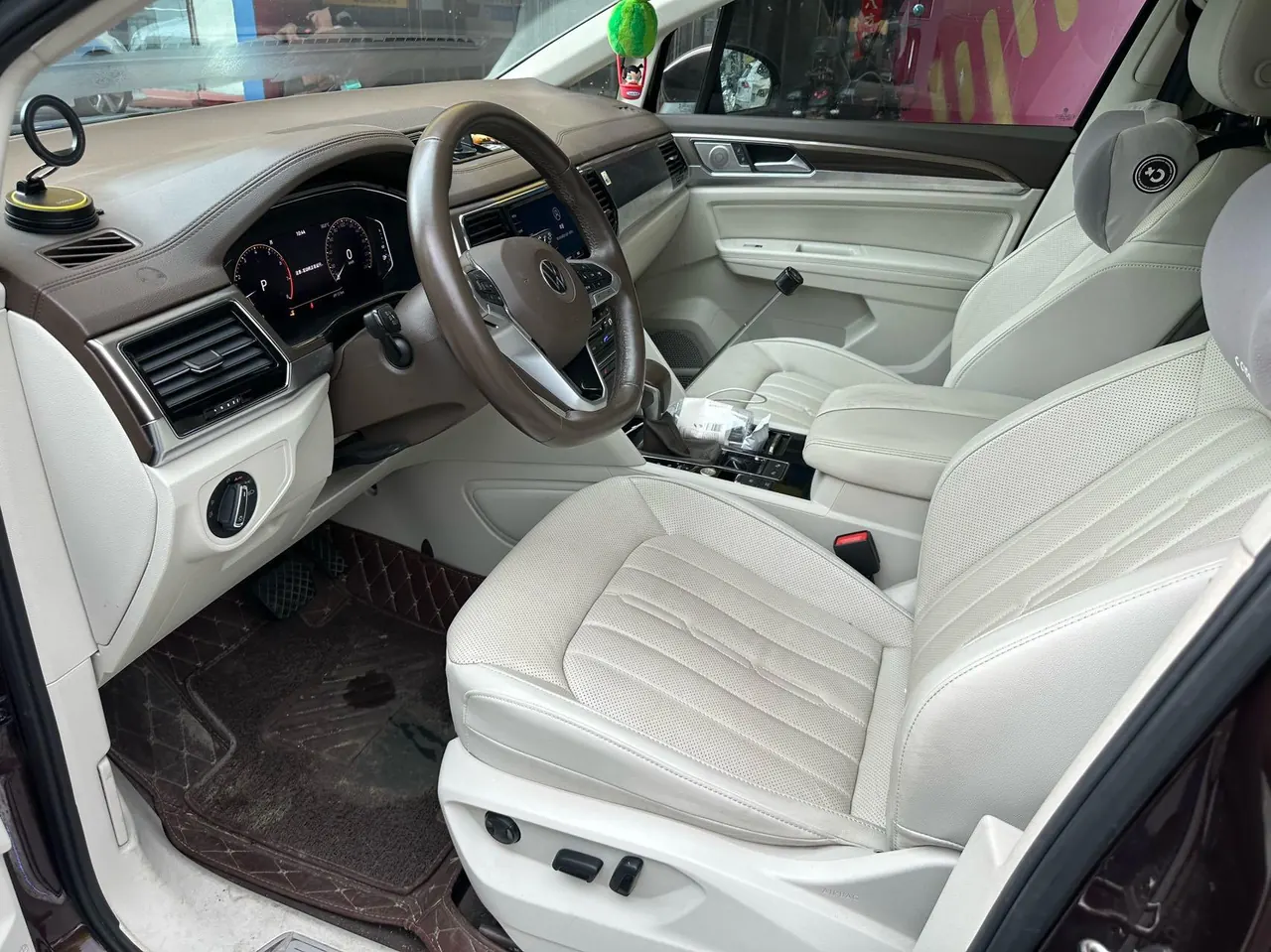 Volkswagen 2020 models of Viran (Viloran) 2.0TSI 330TSI Deluxe Edition Automatic Gear 4
