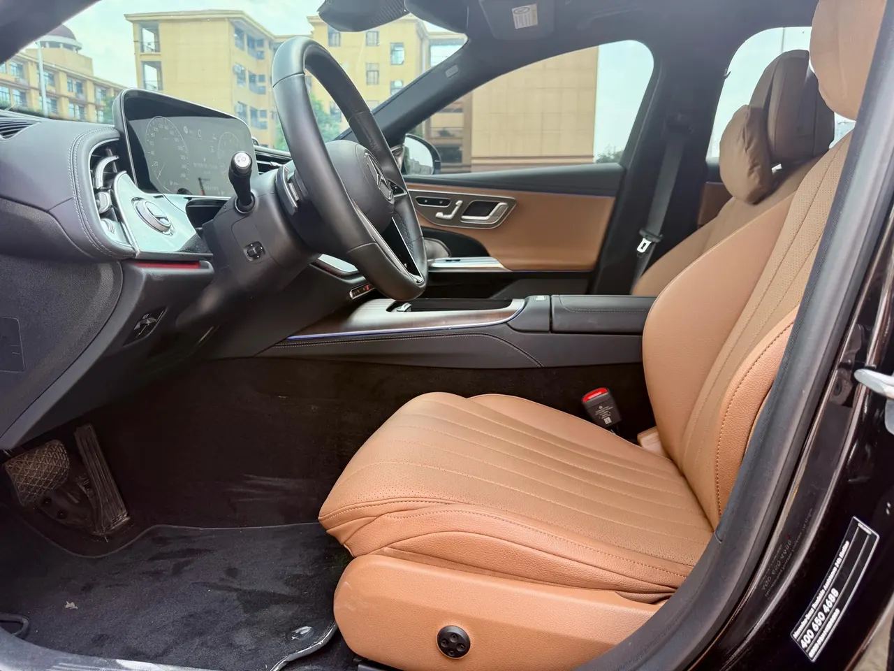 Mercedes Benz E Class 2025 E 300 L 48V 2.0T Luxury Automatic Gear 4