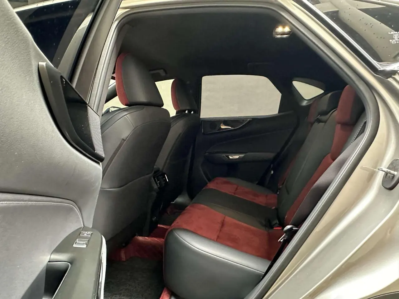 Lexus NX (Imported) 2024 NX260 2.5 Chuangchi Edition Automatic Gear 7
