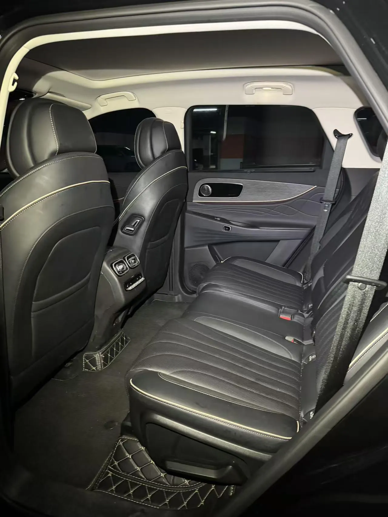 Chery 2023 Ruihu 9 2.0T 400T Two-wheel Drive Premium Edition 5-seat Automatic Gear 4