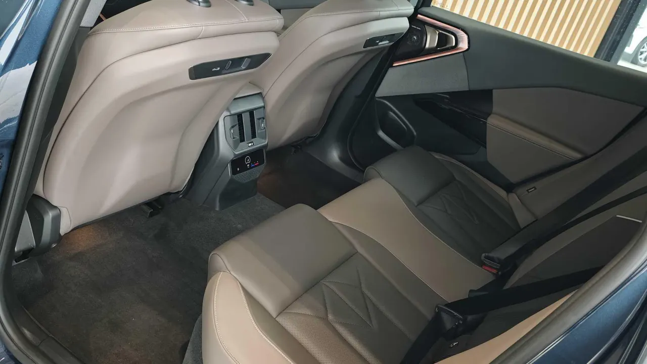 BMW 2025 X3 xDrive30L 2.0T exclusive M sports suit automatic gear 4