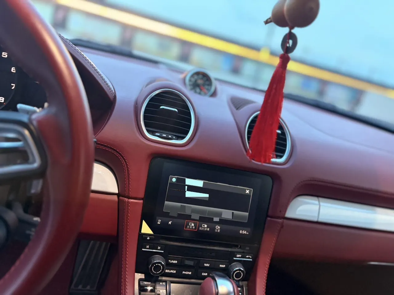 Porsche 718 (Imported) 2022 718 Spyder 2.0T Automatic 6
