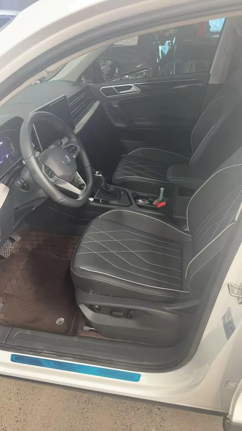 Volkswagen 2024 Tiguan L 1.5TSI 300TSI Two‑Wheel‑Drive Longteng Edition Automatic Transmission 4