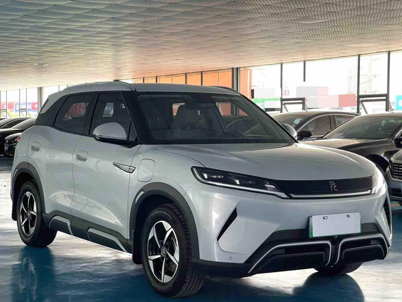 BYD 2024 Yuan UP 401KM Exceed Automatic Gear 3