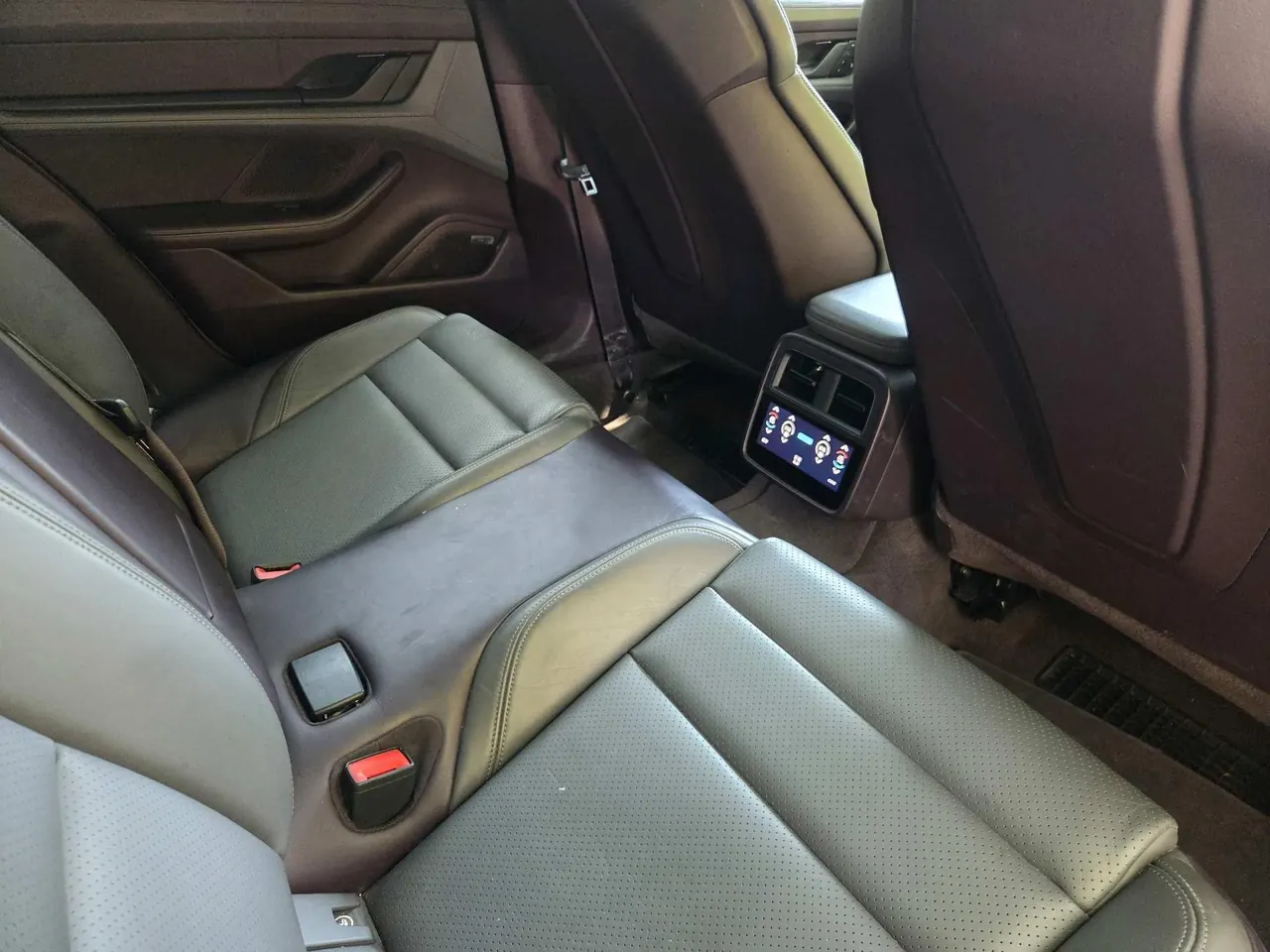 Porsche Taycan (Imported) 2022 Taycan Taycan Automatic 6