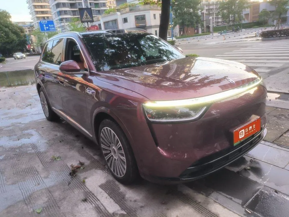 AITO 2025 AITO M8 Ultra 53.4kWh 6-seat automatic gear 2