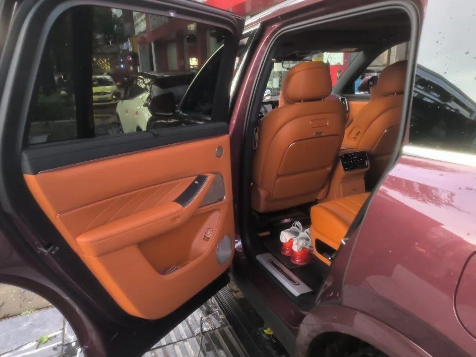 AITO 2025 AITO M8 Ultra 53.4kWh 6-seat automatic gear 5