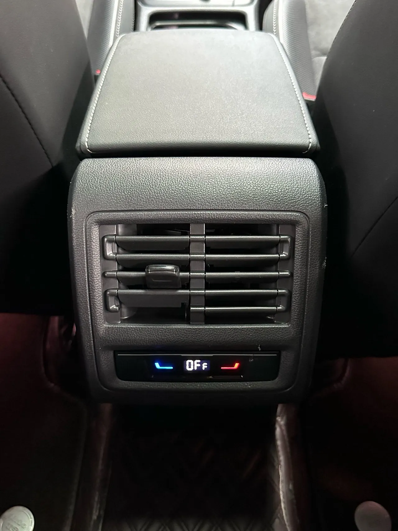 Volkswagen 2021 Golf 8 PRO 1.4TSI 280TSI Automatic 9