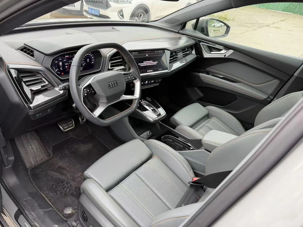 Audi 2024 Q4 e-tron 40 Creation Edition Automatic Gear 2