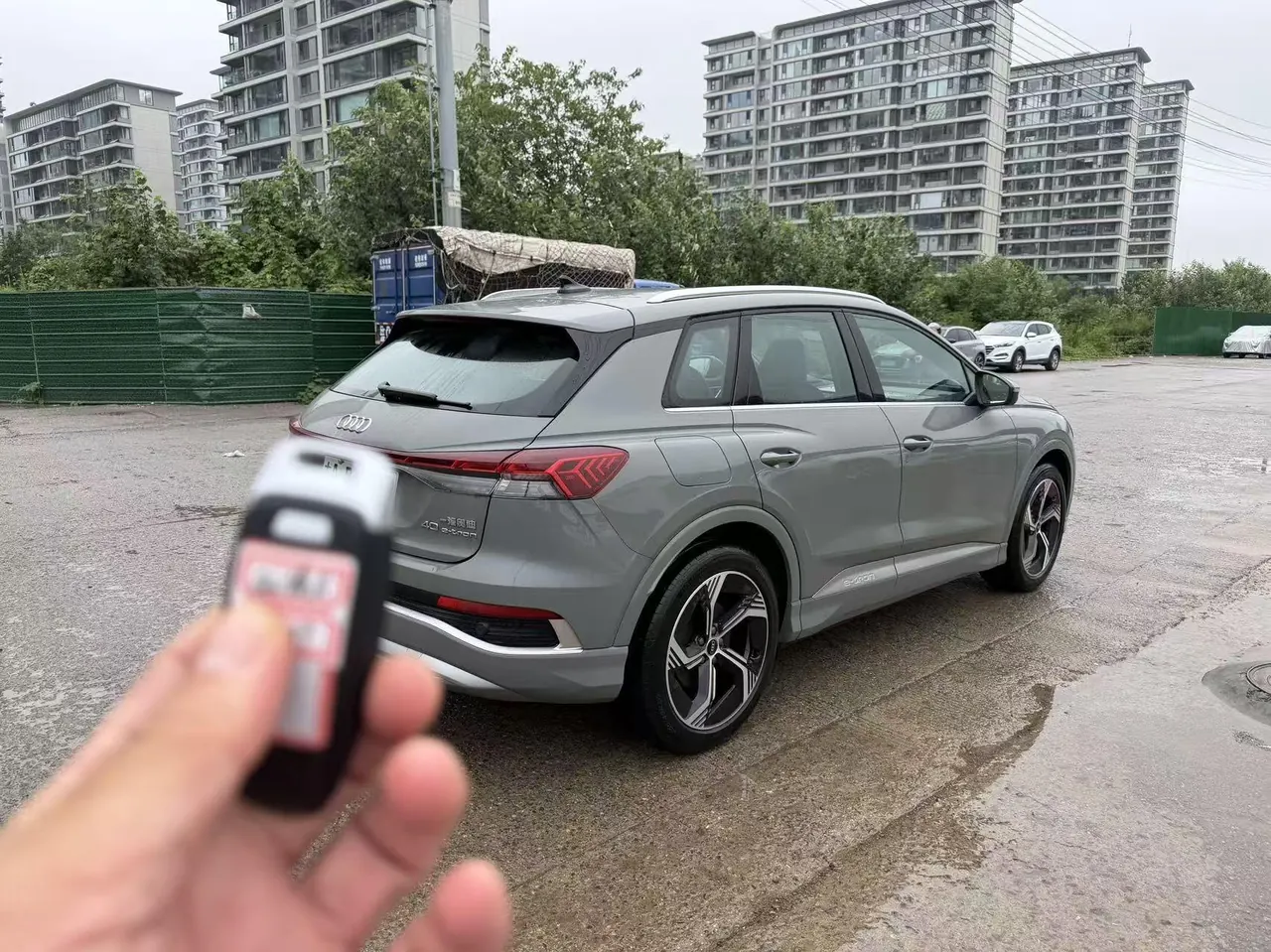 Audi 2024 Q4 e-tron 40 Creation Edition Automatic Gear 4