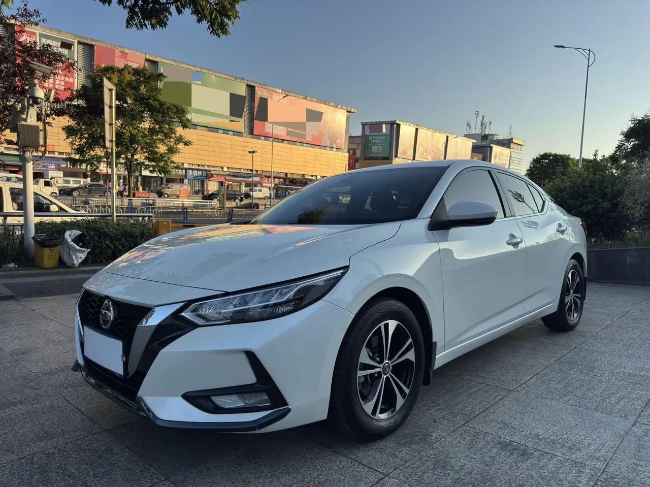 Open image lightbox: Nissan 2022 Sylphy 1.6 Stepless XL Pleasant Edition Automatic Gear
