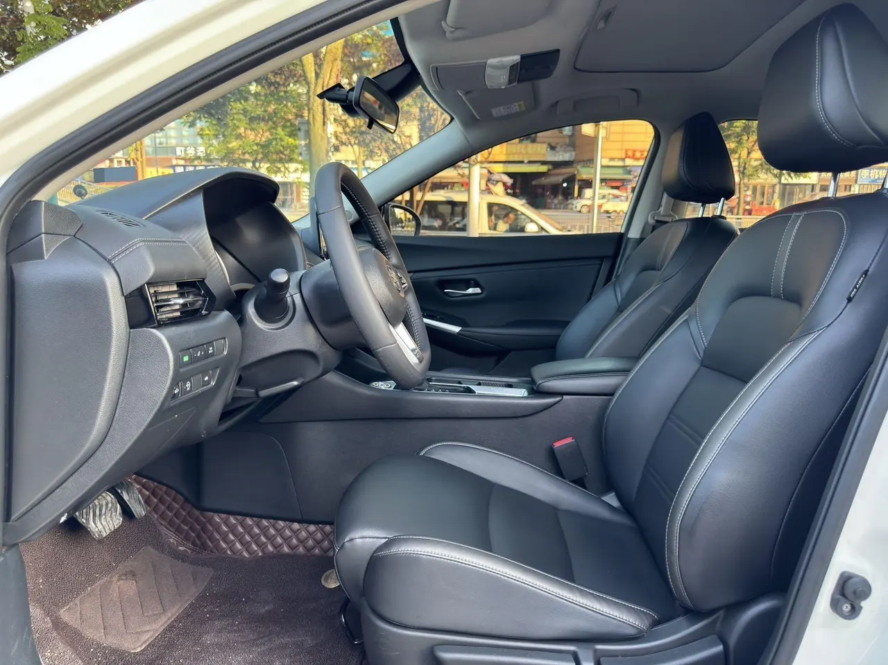 Nissan 2022 Sylphy 1.6 Stepless XL Pleasant Edition Automatic Gear 3