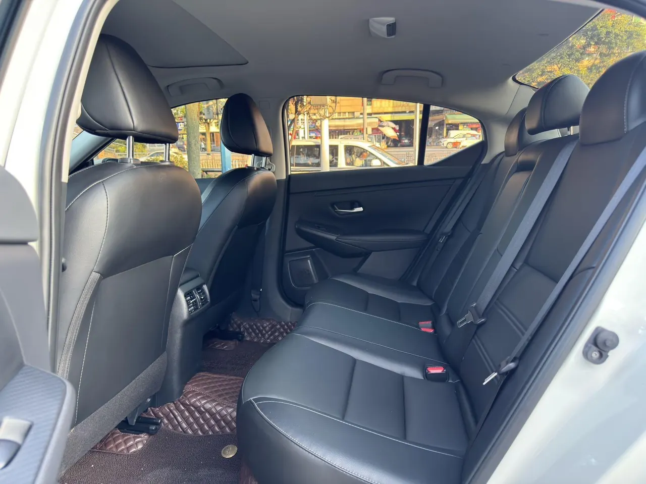 Nissan 2022 Sylphy 1.6 Stepless XL Pleasant Edition Automatic Gear 4