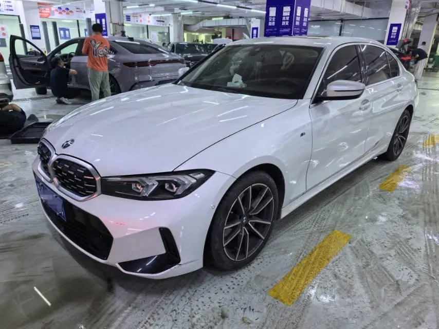 BMW 3 Series 2024 325Li 2.0T M Sports Suit Automatic Gear - View 1