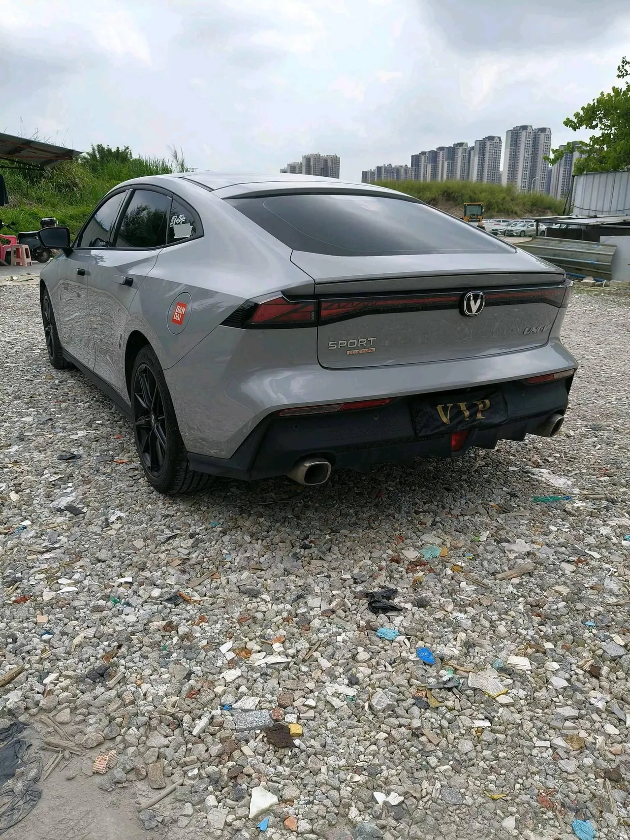 ChangAn 2022 UNI-V 1.5T honorable automatic gear 7