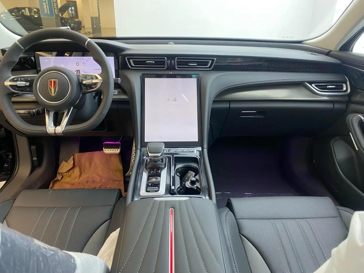 HongQi 2024 H6 2.0T Easy Edition Automatic Gear 9