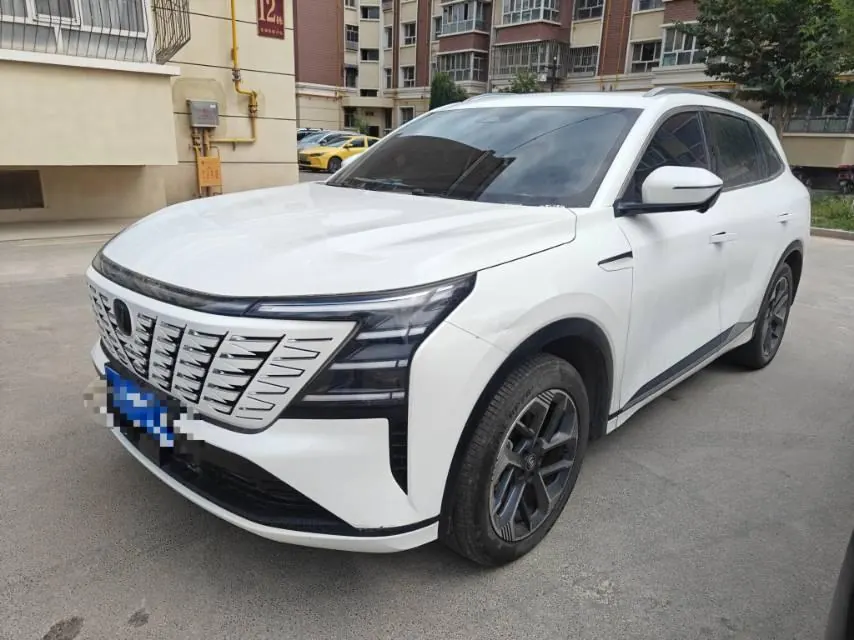 ChangAn 2025 CS75 PLUS 1.5T New Blue Whale Prestige Automatic - View 1