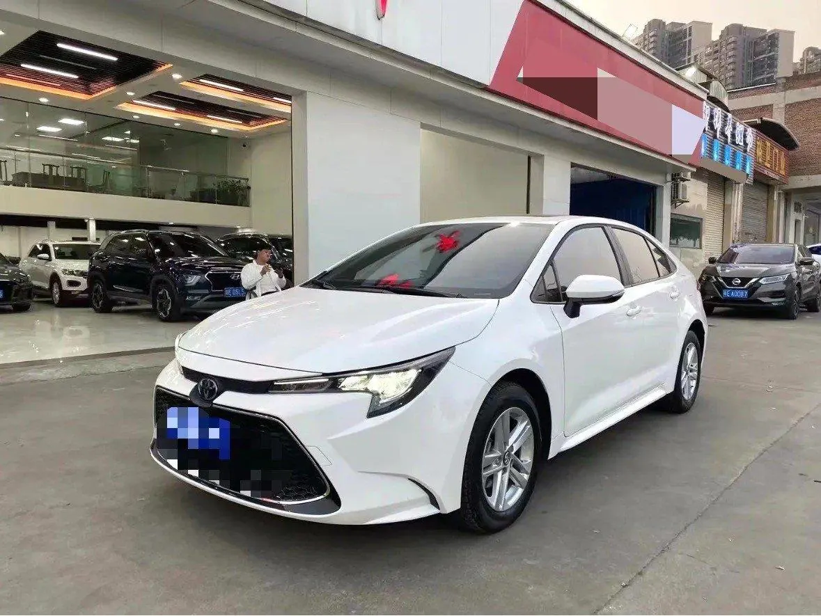 Open image lightbox: Toyota 2022 Lei Ling 1.2T Stepless 185T Deluxe Automatic Gear