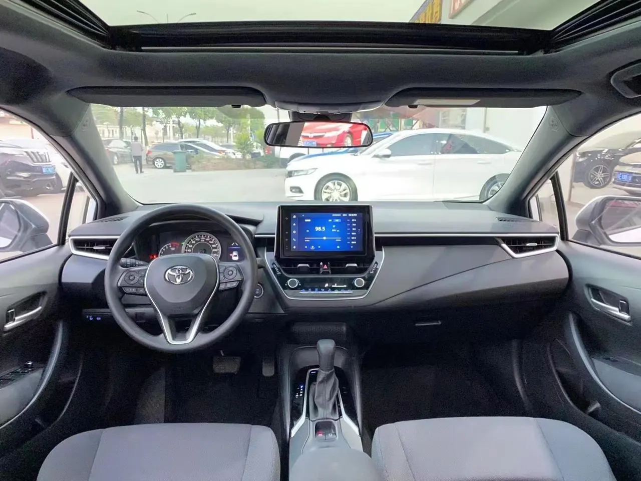 Toyota 2022 Lei Ling 1.2T Stepless 185T Deluxe Automatic Gear 5