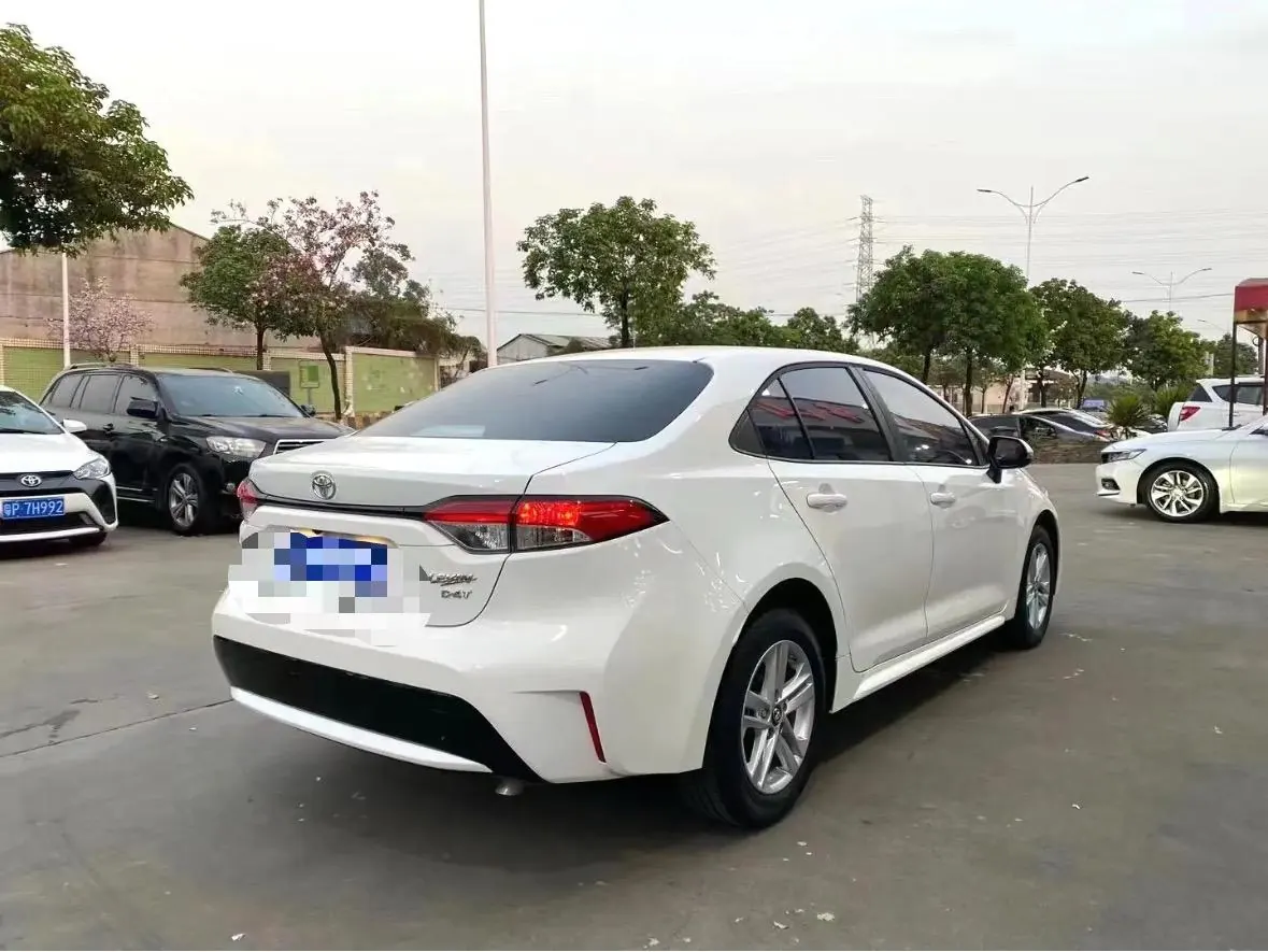 Toyota 2022 Lei Ling 1.2T Stepless 185T Deluxe Automatic Gear 9