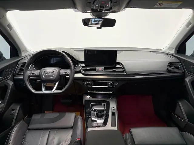 Audi 2022 Q5L 2.0TFSI 45TFSI luxury dynamic automatic transmission 5