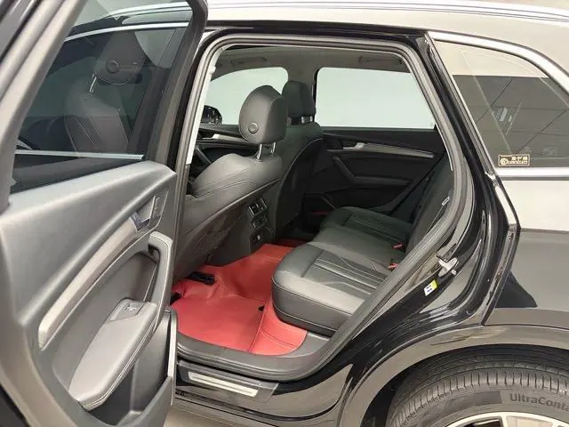 Audi 2022 Q5L 2.0TFSI 45TFSI luxury dynamic automatic transmission 6