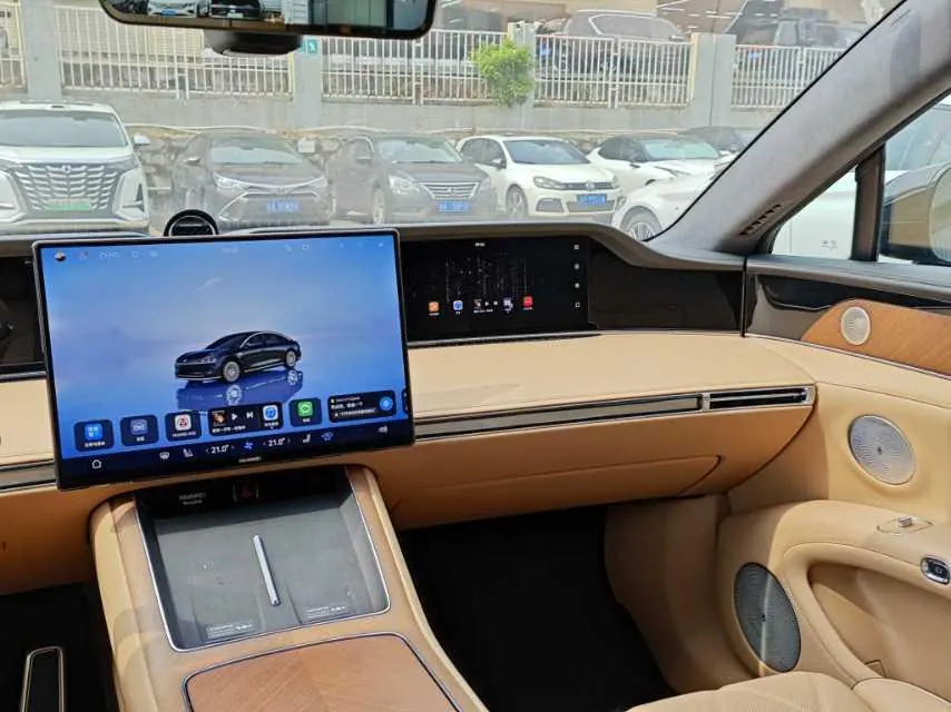 Luxeed 2026 S9 Ultra Rear Drive 53kWh Automatic 4