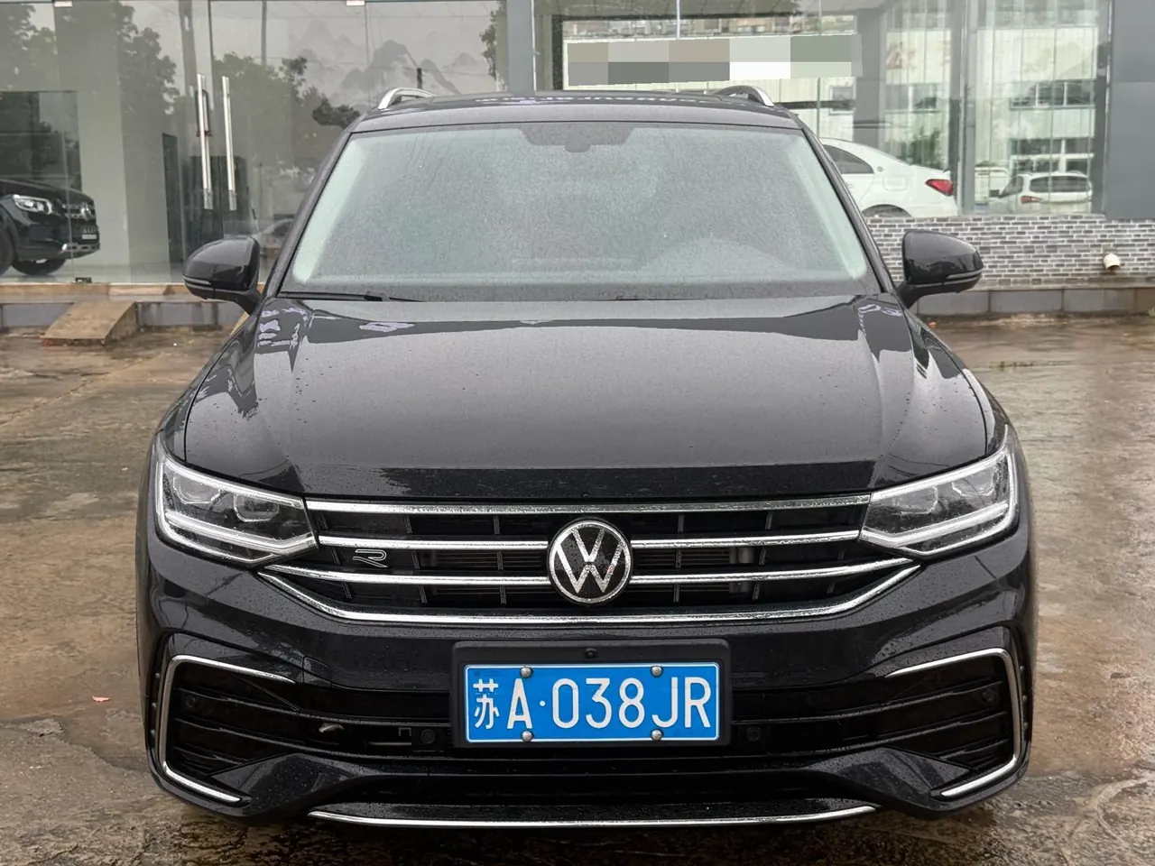 Volkswagen 2024 Tiguan L R-Line 2.0TSI 330TSI Two‑wheel‑drive R‑Line Dragon Glory Edition Automatic 2