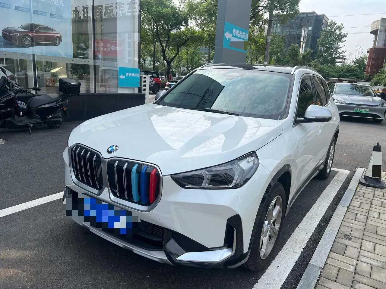 BMW 2024 X1 sDrive20Li 1.5T X design set automatic gear - View 1