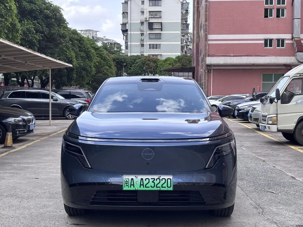 Nissan 2026 NX 8 650 Max Automatic 6