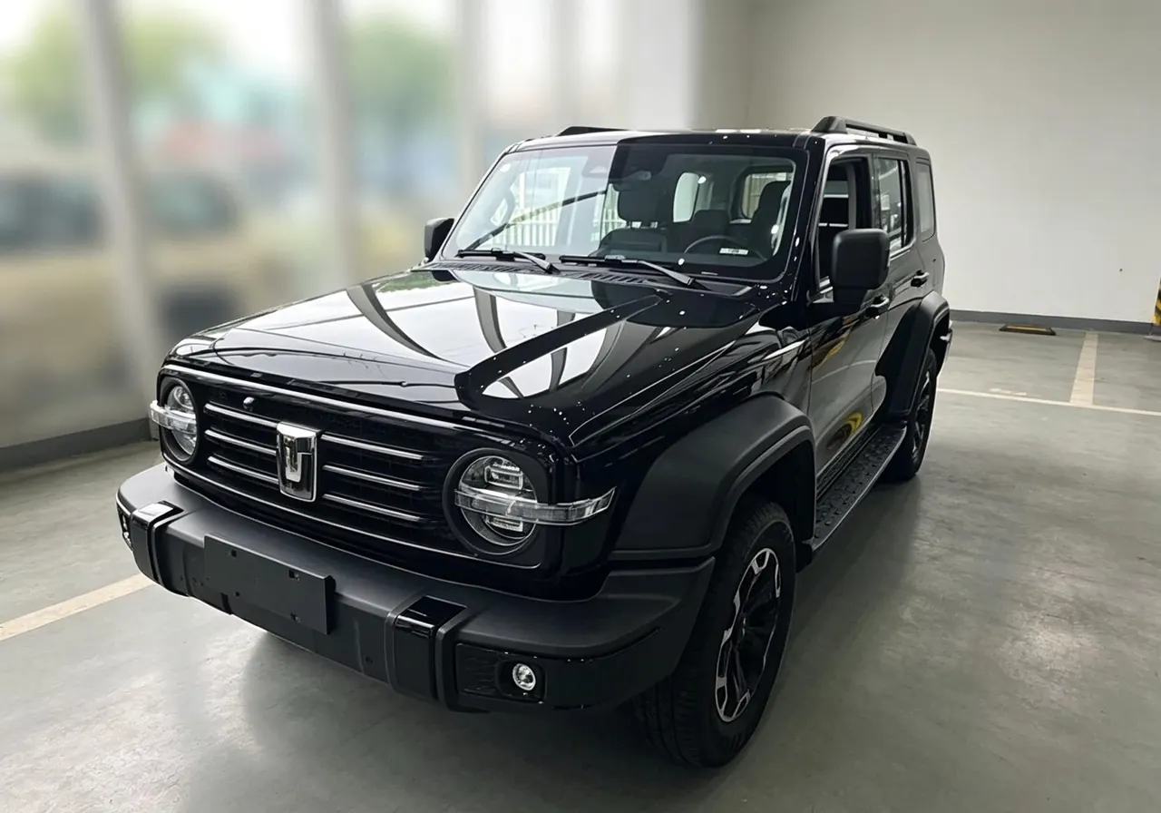 Tank 2025 Tank 300 Hi4-T 2.0T Hi4-T 36.7kWh automatic - View 1