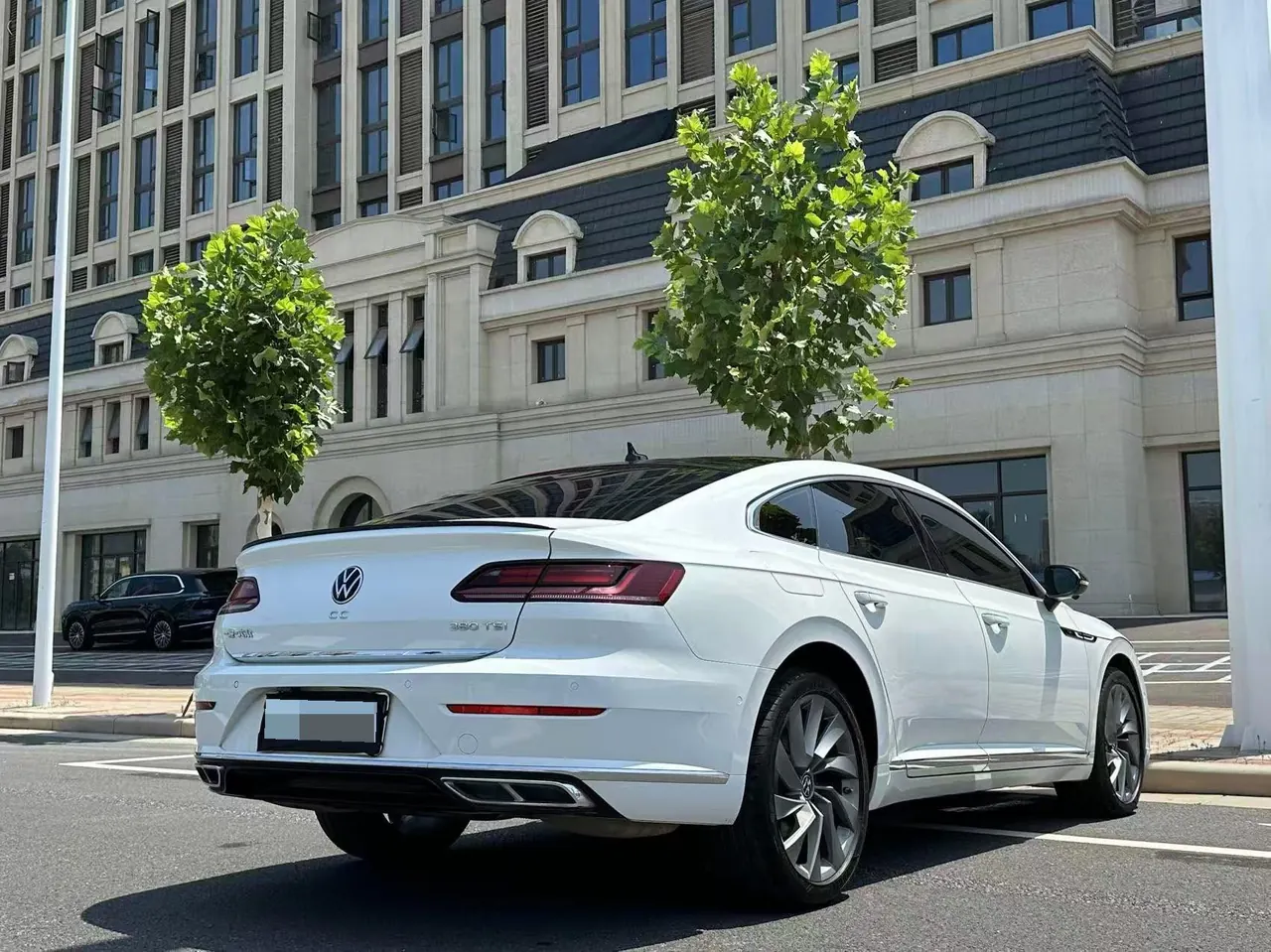 Volkswagen 2024 CC 2.0TSI 380TSI eye-catching automatic gear 9