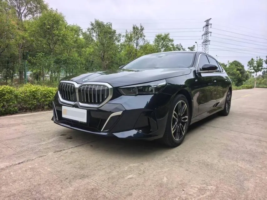 BMW 5 Series 2024 525Li 2.0T M Sports Suit Automatic Gear - View 1