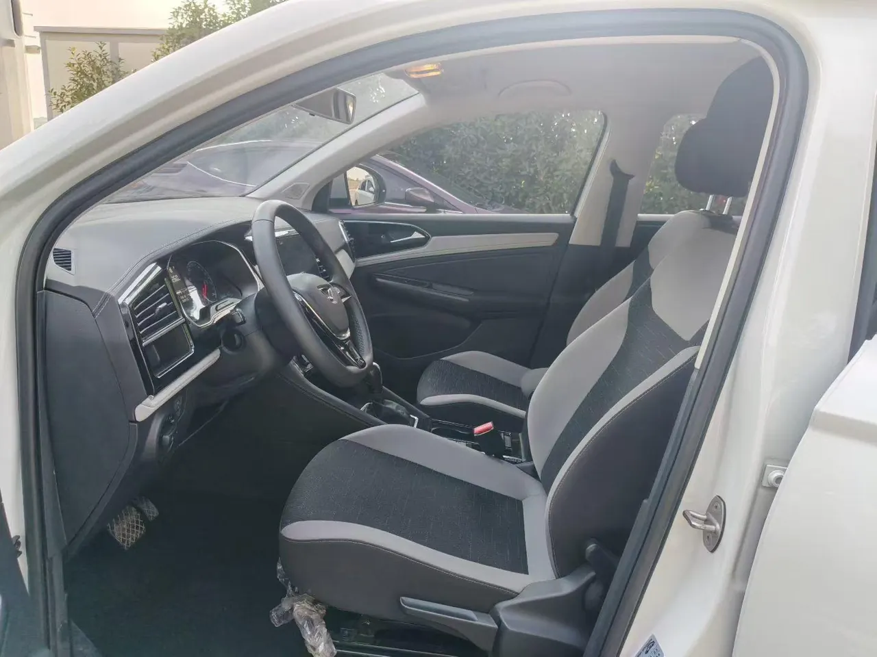 Jetta 2024 Jetta VS5 1.4TSI 280TSI Pioneer Edition Automatic 5