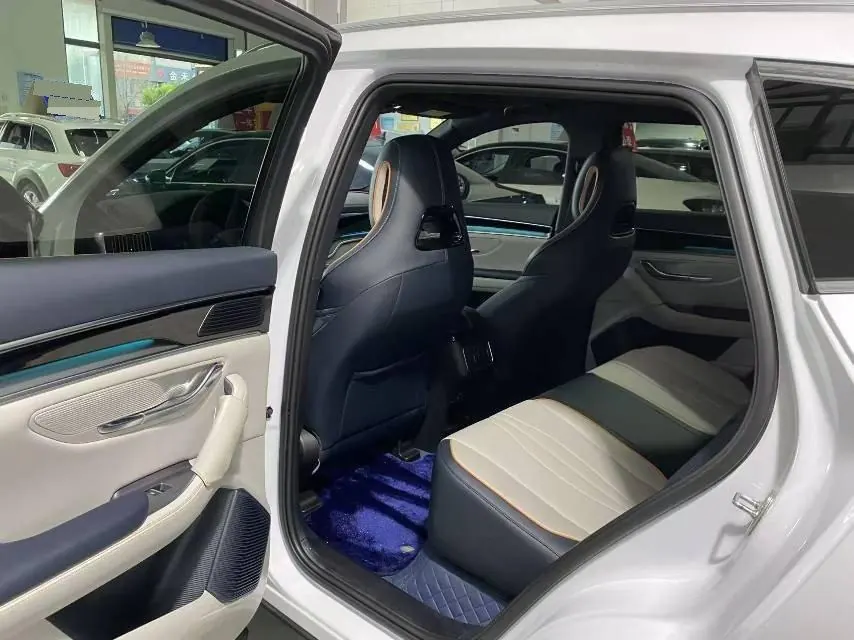 BYD Song PLUS New Energy 2024 Song PLUS DM-i 1.5 Stepless Glory Edition 110km Flagship Automatic Gear 6