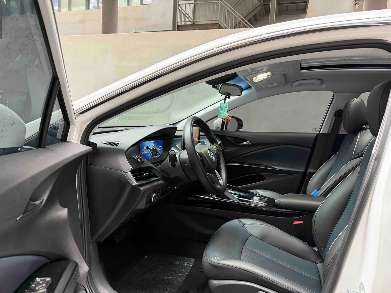 Buick 2024 Micro Blue 6(VELITE 6) 430km Premium Edition Automatic Gear 7