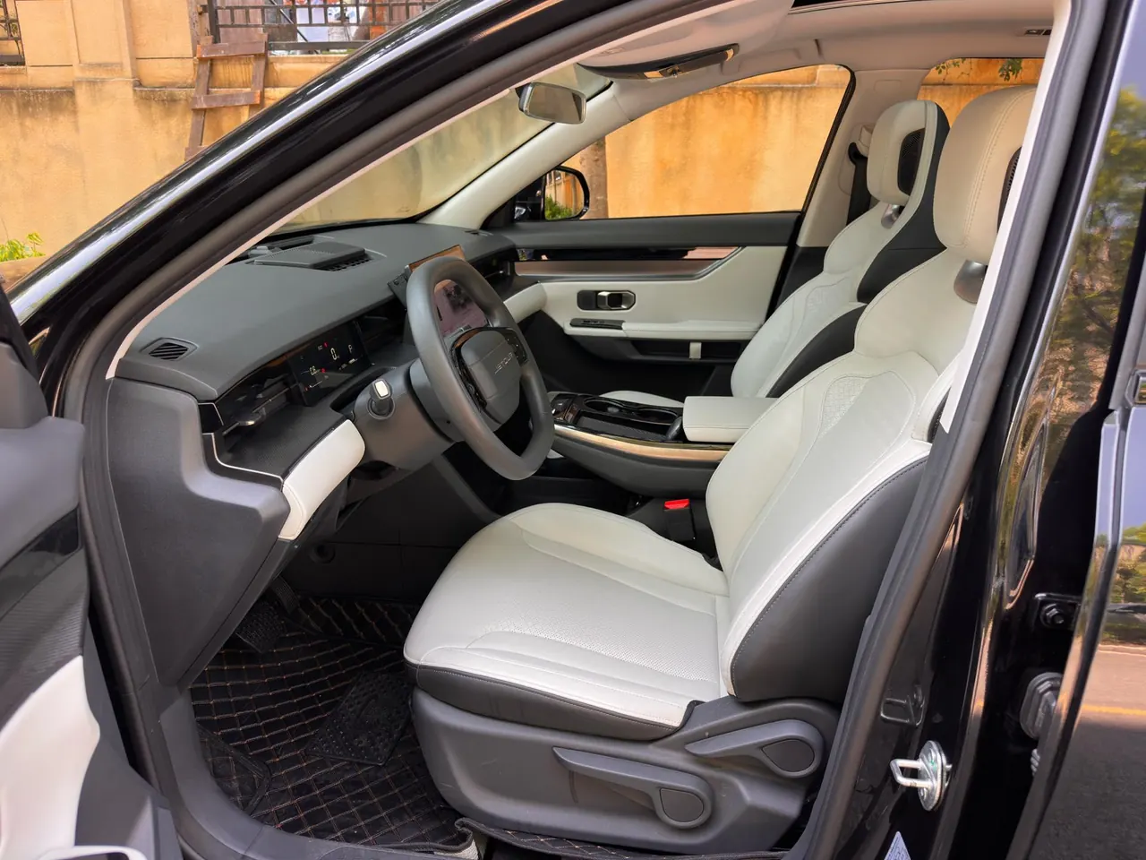 Jetour 2022 Great Sage 1.6T King PLUS Automatic Gear 4