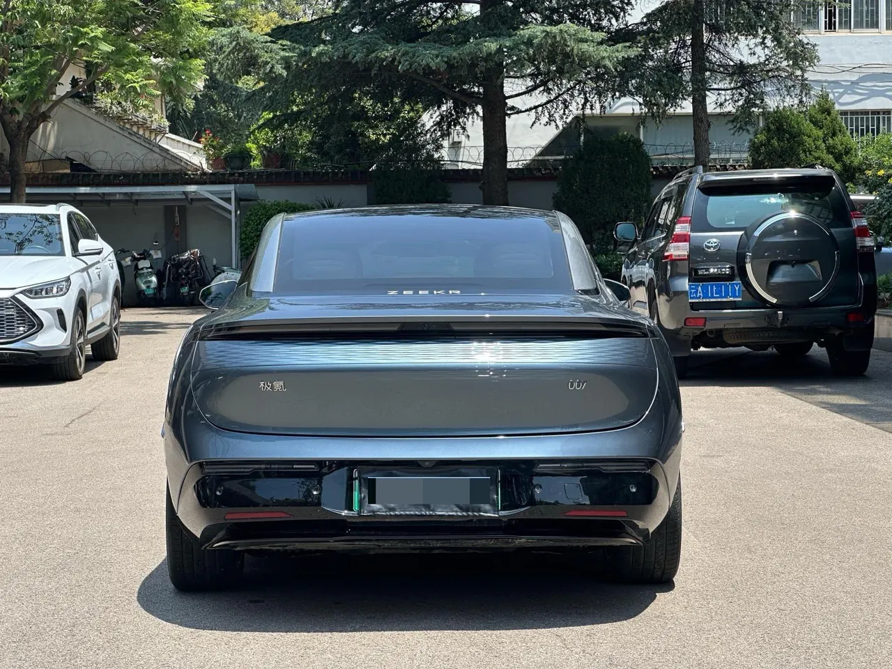 Zeekr 2024 Zeekr 007 Rear Drive Edition 75kWh Automatic Gear 7