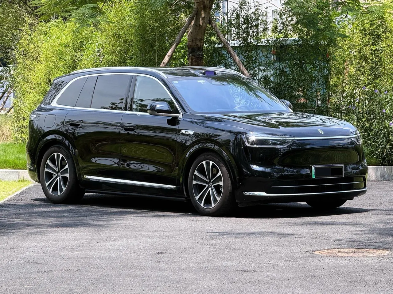 AITO 2026 AITO M7 extended range Max 4-wheel drive version 6 seats (192-line laser Radar) automatic gear 3