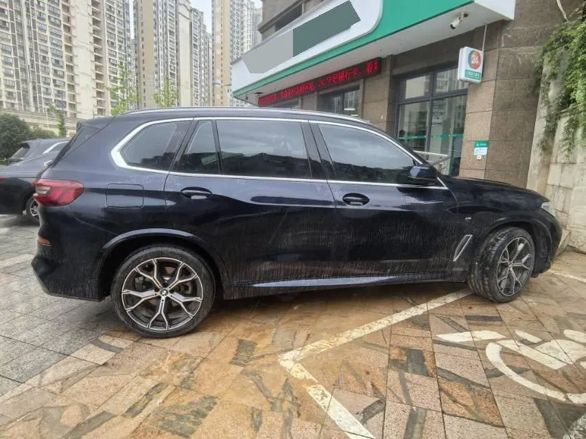 BMW 2022 X5 xDrive40Li 48V 3.0T M sports suit (modified) automatic gear 3