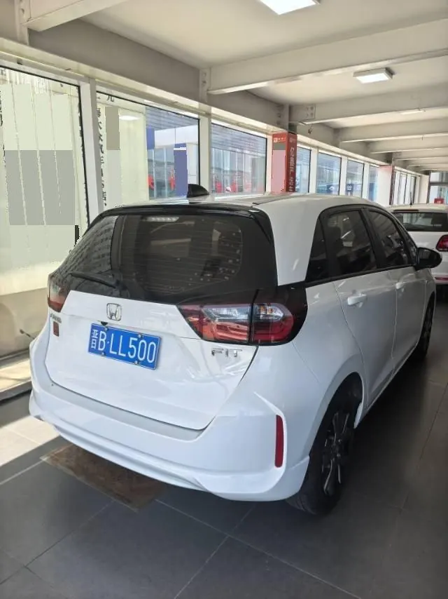 Honda 2022 Fit 1.5 Stepless Tide Enjoy Skylight Edition Automatic Gear 6