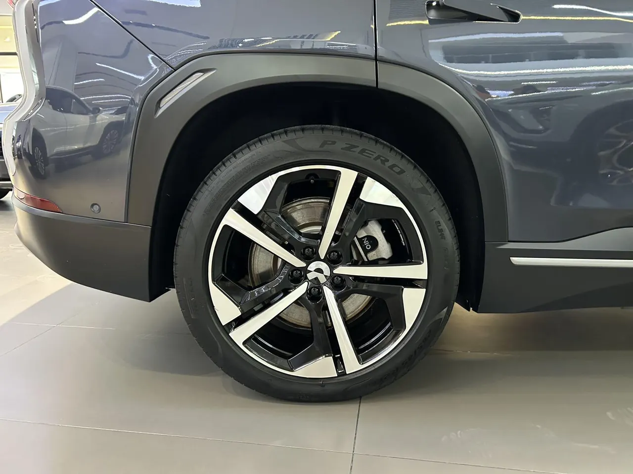 NIO 2022 ES 7 100kWh First Edition Automatic Gear 4
