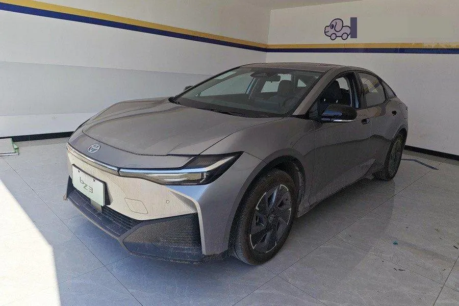 Open image lightbox: Toyota 2024 bZ 3 517km Elite PRO Automatic