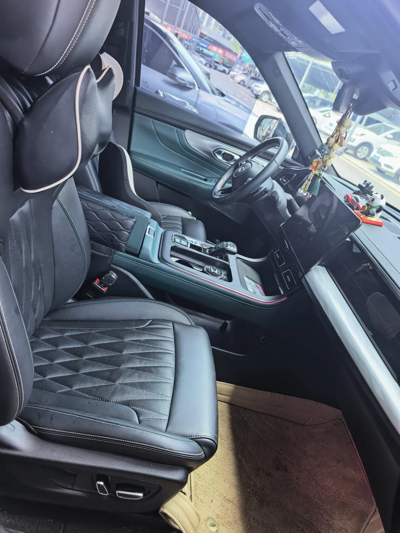 Chuanqi 2022 GS8 2.0TGDI Two-Drive Premium Edition Seven-seat Automatic Gear 4