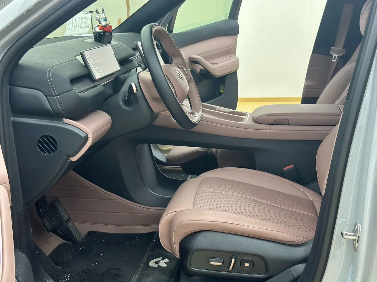 NIO 2024 EC6 75kWh automatic transmission 4