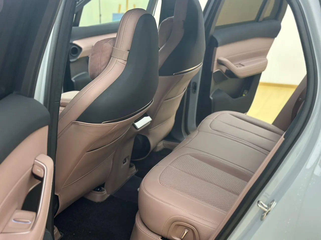 NIO 2024 EC6 75kWh automatic transmission 8